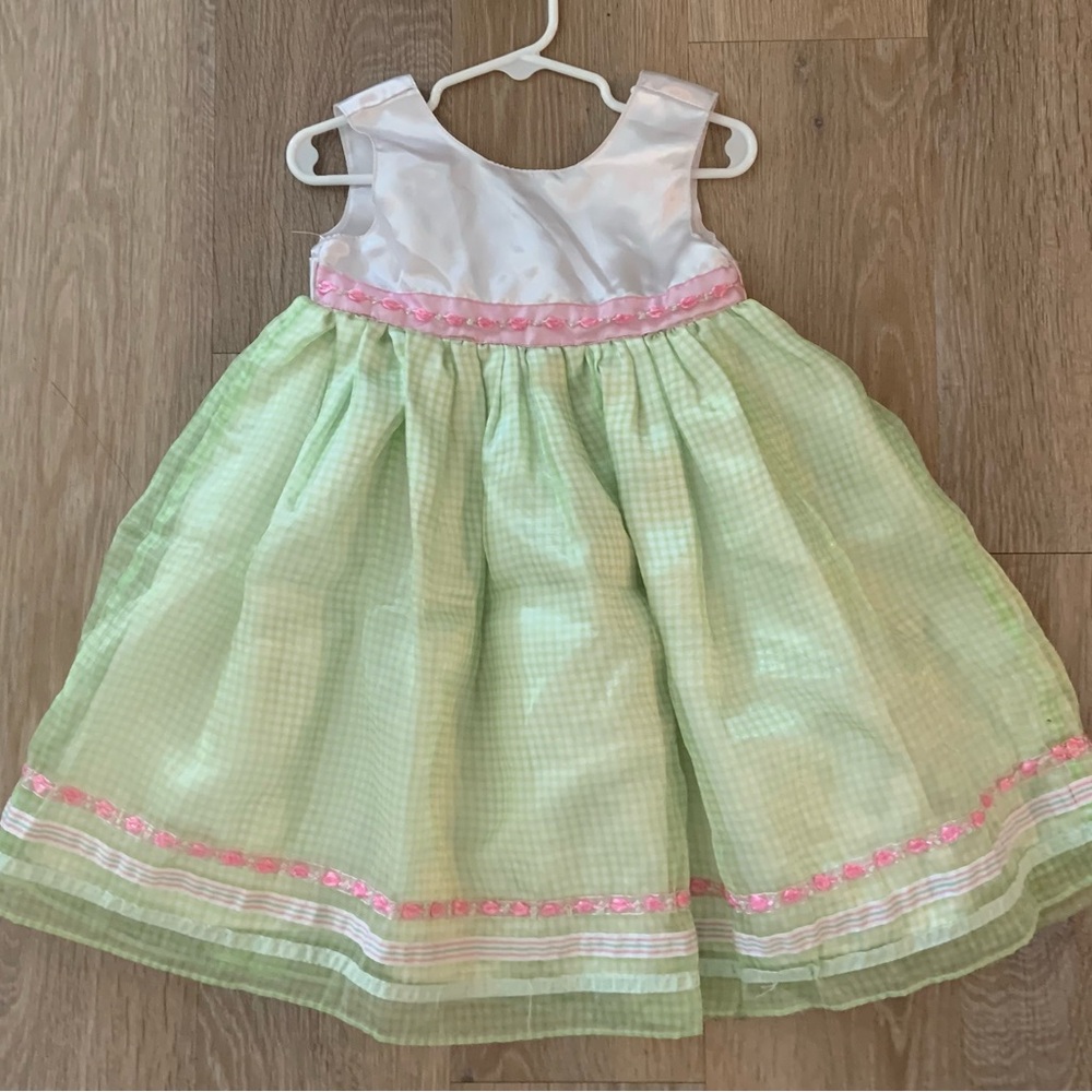 Wonderkids Girl's Size 3T Green & White Special Occasion Dress With Pink Trim